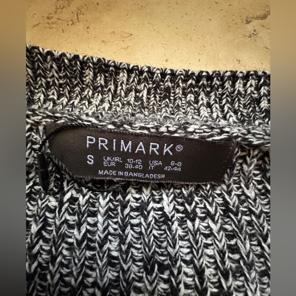 Sweater - Picture 3 of 3
